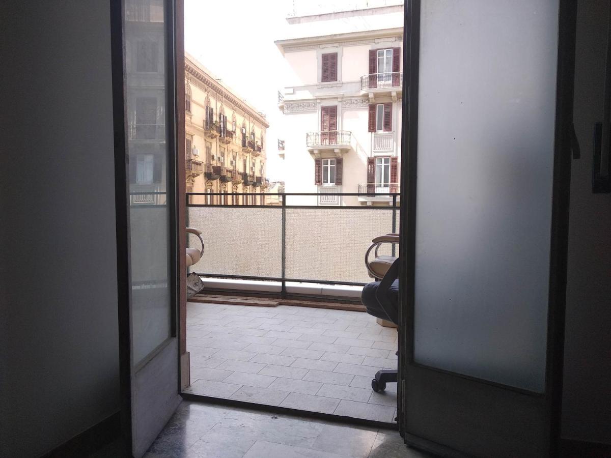 Casa Studenti E Giovani Turisti Fkk - Giochi Di Societa Ed Intimo Party - Volontari Benvenuti Apartment Palermo Exterior photo